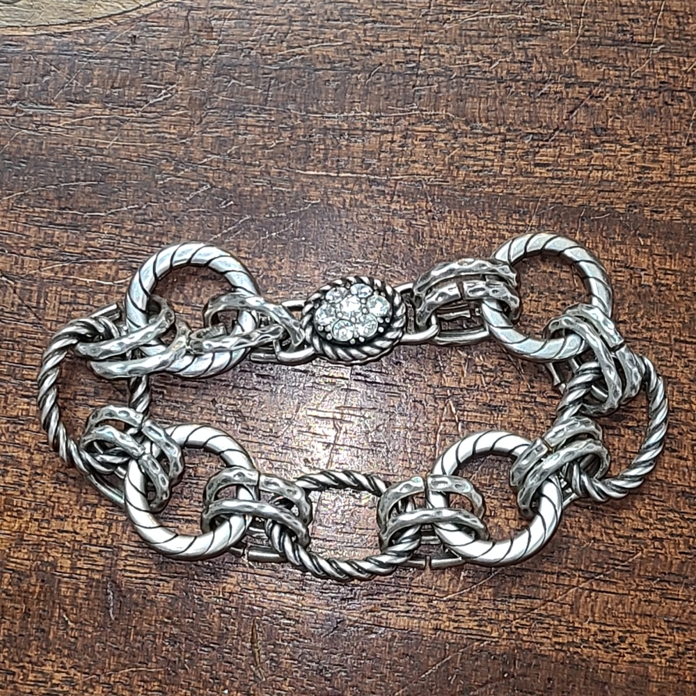 💎 4/$20 Silvertone bracelet